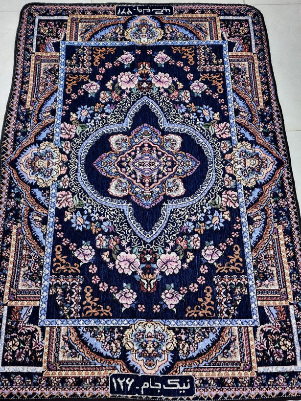 روفرشی مخمل زرک دار