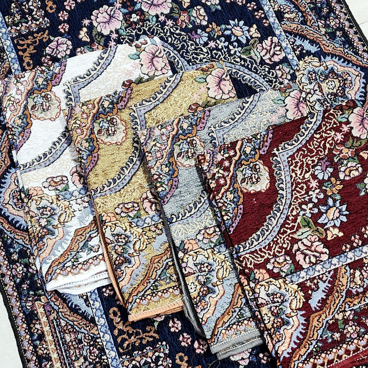 روفرشی مخمل زرک دار